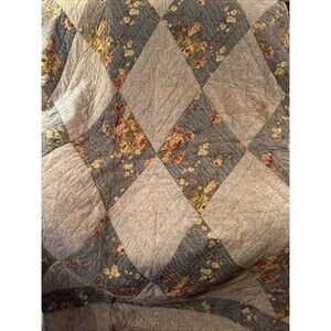 Vintage Impression King Quilt Cottage/Granny Core,  floral 96”x104”.  Good Cond!